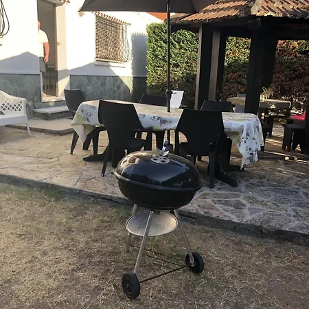 Moderne Avec Jardin A - 90m² - Vue Magnifique Daire *